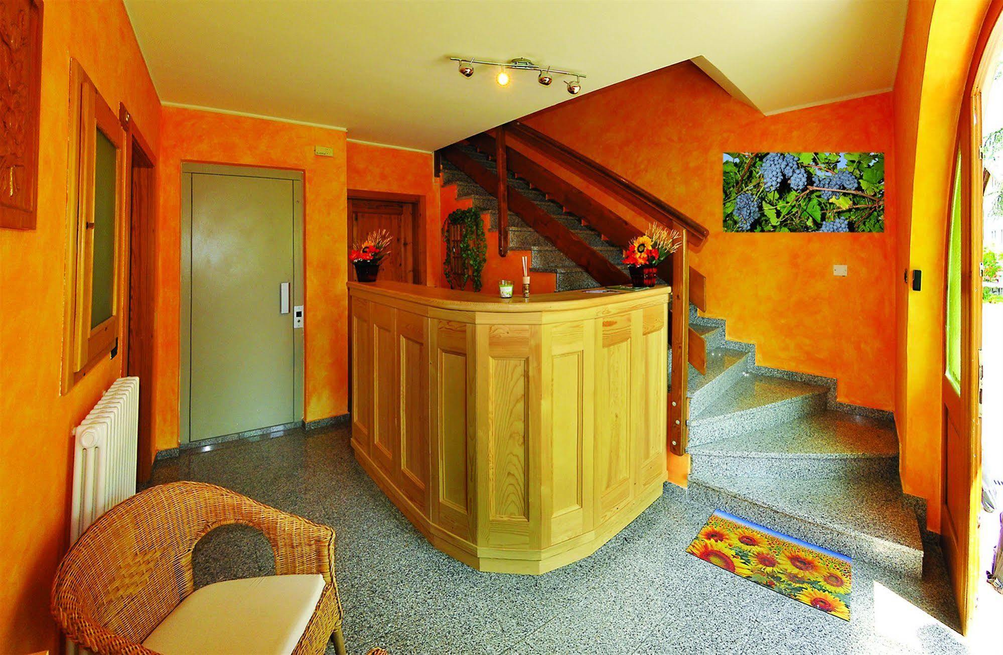 Antico Fienile Agritur Farm stay Mezzocorona